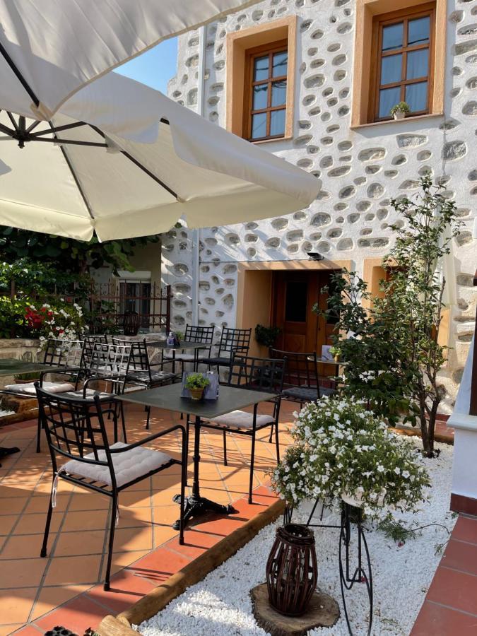 Εννεα Μουσεσ Παραδοσιακός Ξενώνας Velventos Экстерьер фото